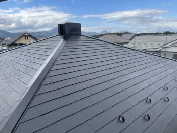 屋根塗装工事前後2